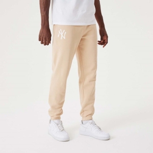 Pantalones Jogger New Era New York Yankees MLB League Essential Creme | ZVPGQ-4926